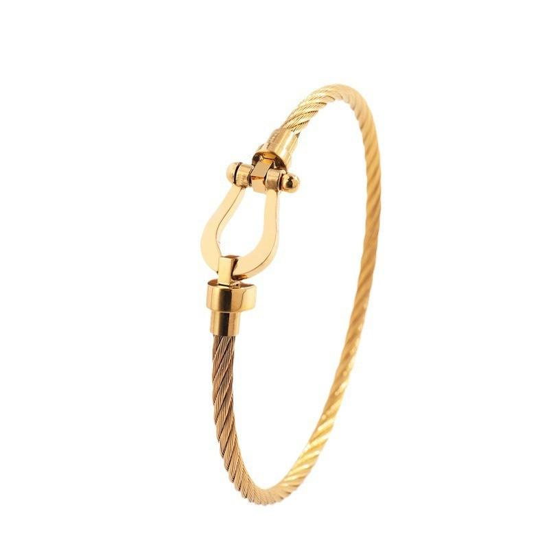 Women Fashion Able Minimalist and Colorfast Bracelet Golden Magnetic Thread Horseshoe Bracelet Titanium Steel Bracelet