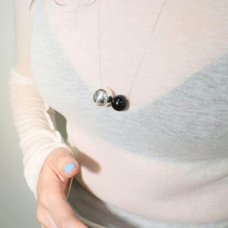 August Harmony 925silver Onyx Ball Necklace