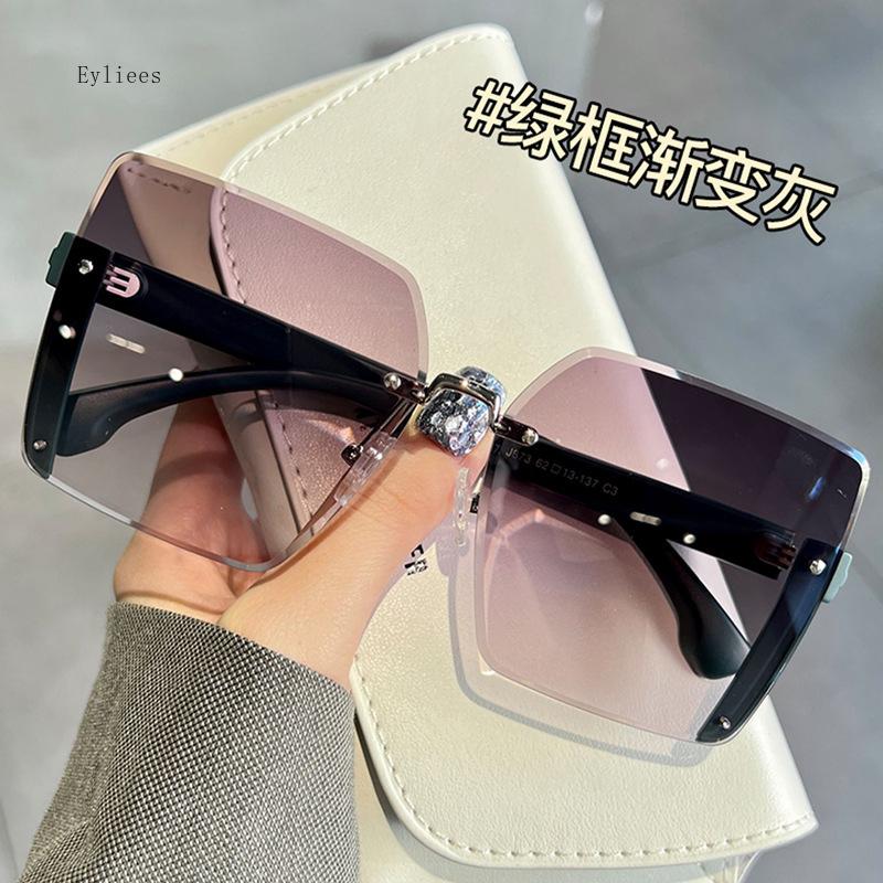 Vintage Rimless Sunglasses  Women Gradient Sunglasses Summer Shades Fashion UV400 Frameless Sun Glasses Ladies Eyeglasses