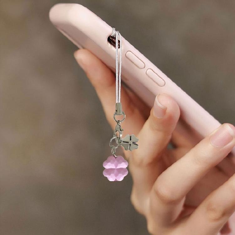 Trendy Clovers Pendant Green Resin Keychain For Phone Bag Luck Symbol Accessory Trendy Clovers Pendant Decors