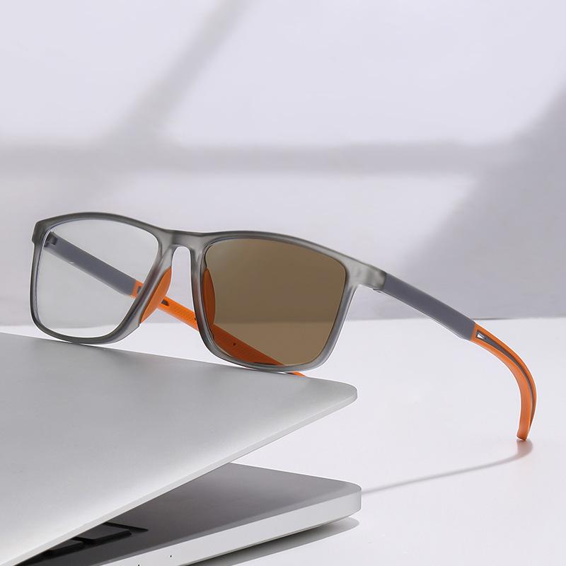 Sporty Photochromic Prescription Glasses - Anti-Impact, Sun Protection, Indoor/Outdoor Use, Anti-Blue Light.