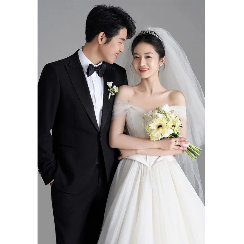 New French Lawn White Tube Top Simple Satin Wedding Dress Retro Short Skirt Dress