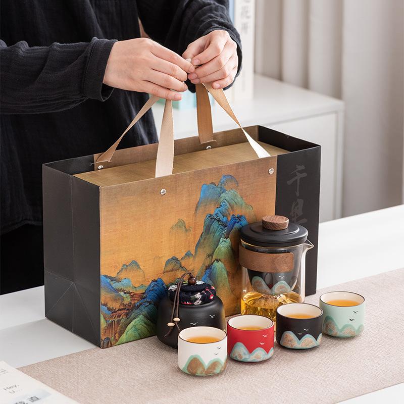 Hand-painted Yuanshan Guochao Kung Fu Tea Set, a Complete Set of Gifts, High-end Business Gifts, a Pot of Four Cups for the Leader Teacher's Father