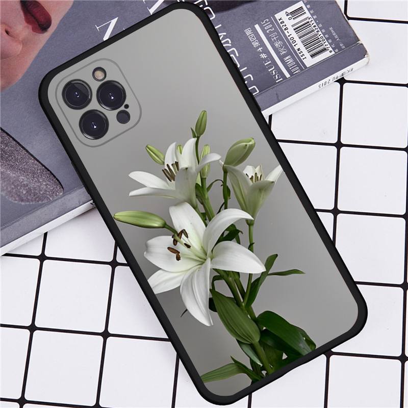 Lily Flowers Phone Case For iPhone 14 11 12 13 Mini Pro Max 8 7 6 6S Plus X SE 2020 XR XS Funda Case