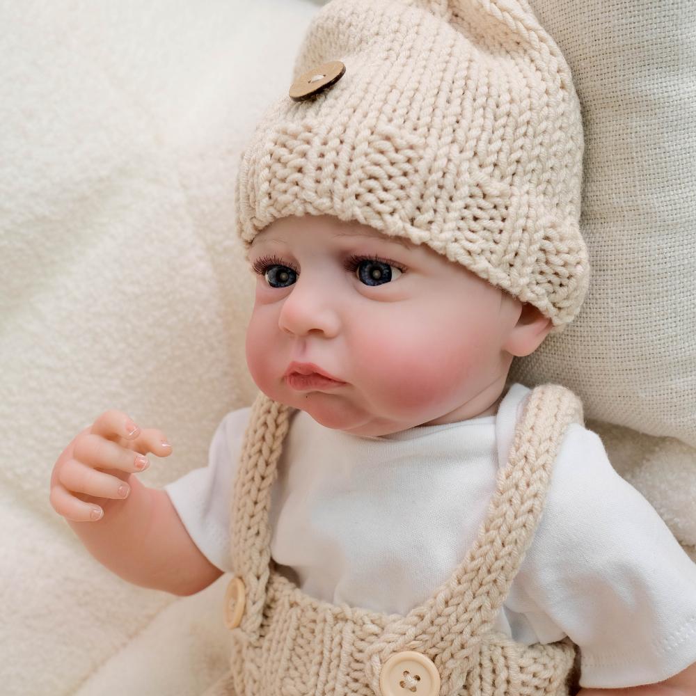 Lifelike 48cm Reborn Babies Doll Cameron Full Vinyl Body Simulation Doll Wear Khaki Knitted Overalls Realistic Newborn Baby Doll for Kid Holiday Gifts