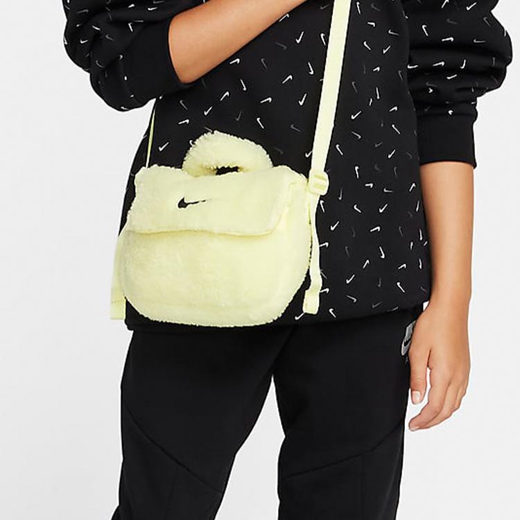 Nike Fabric Portable One Shoulder Bag Crossbody Bag Regular Women's Bright Green FB3039-331