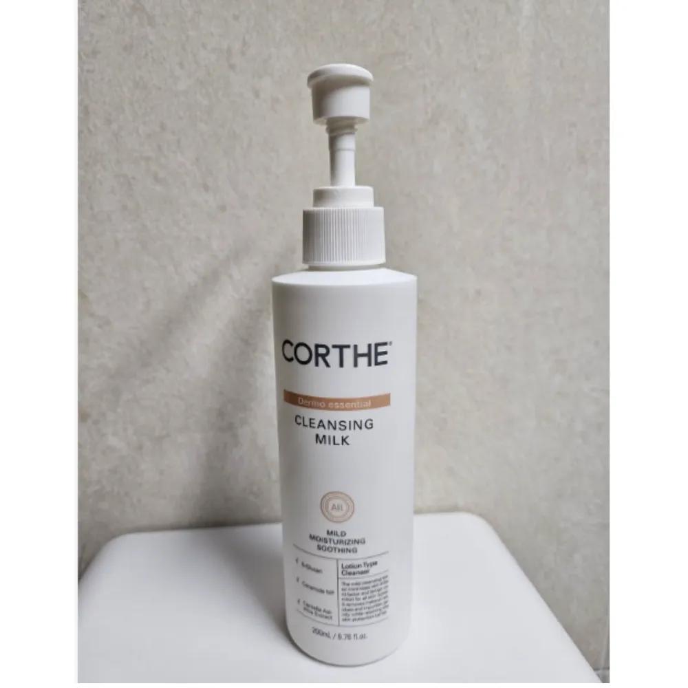 

DMS CORTHE Dermo Essential Cleansing 200ml Milk Hypoallergenic Gentle First Cleanse for Professional Skin Care