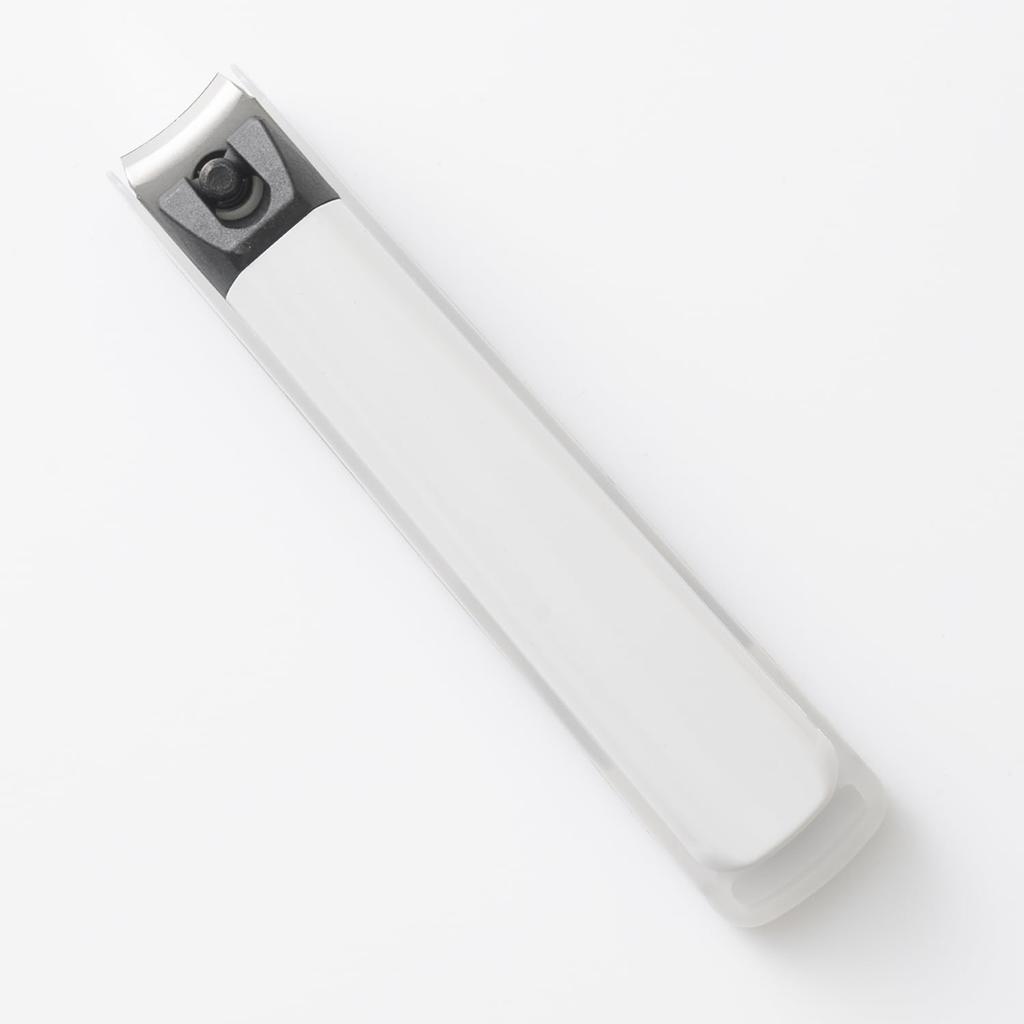 Kai Nail Clippers Type 001 Curved Made in KE0122 Medium, White, Blade, Japan,