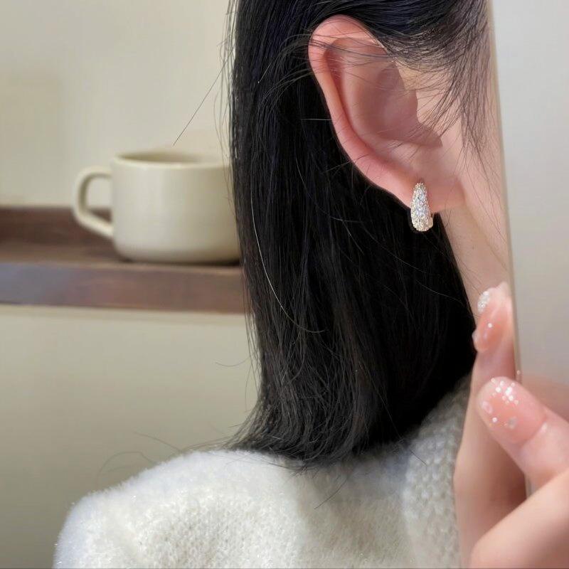 Exquisite Zirconia Water Drop Clip Earrings: Cool, Versatile, Fashionable Ear Jewelry