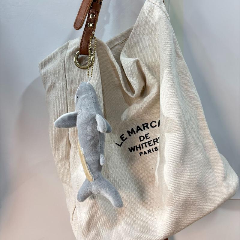 Cute Cartoon Gray Shark Plush Keychain Lovely Stuffed Doll Keyring Bag Pendant Car Key Holder Hanging Decoration Lovely Gifts