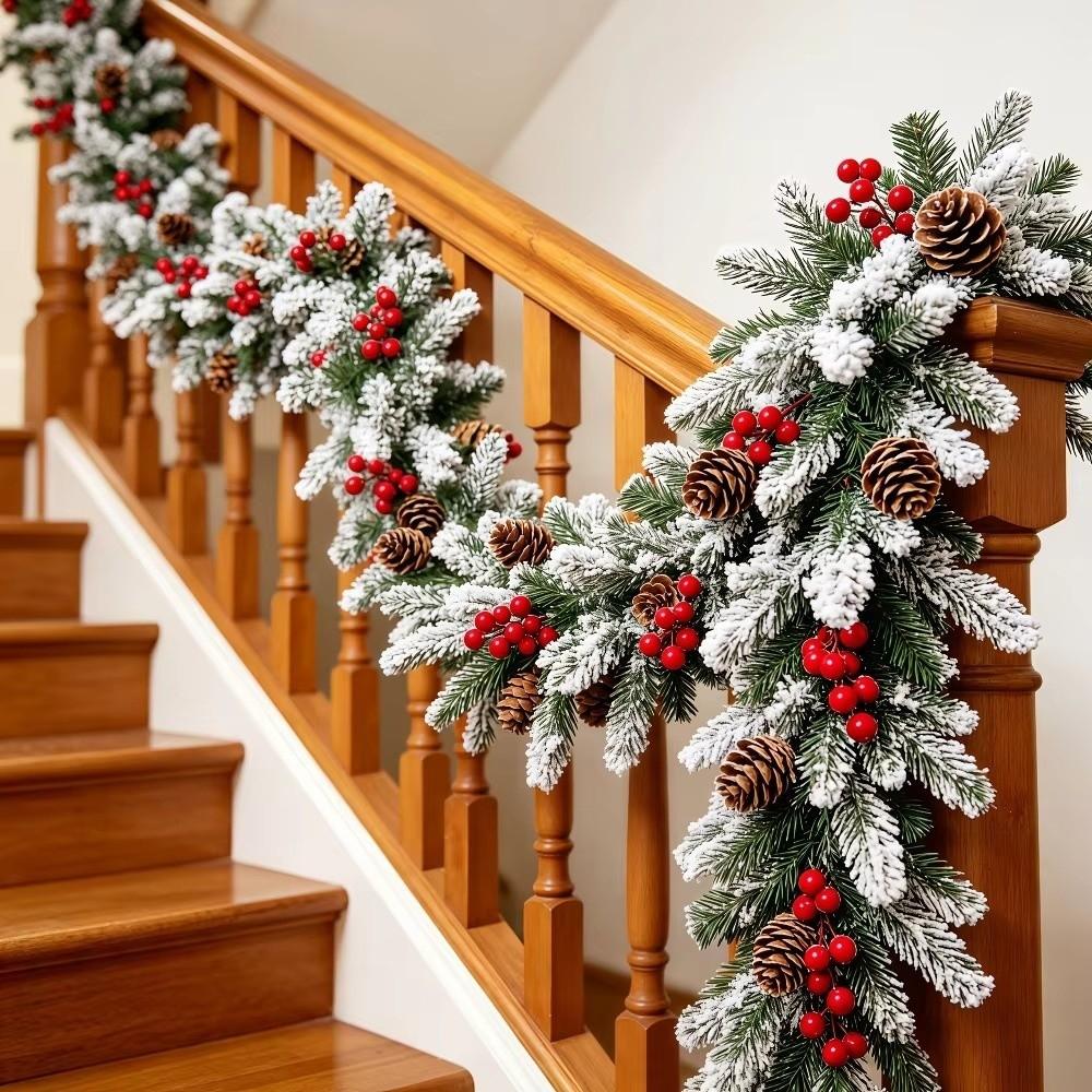 Long Vines Artificial Christmas Tree Pine Needles Berry Cone Artificial Plants High Quality Artificial Pine Leaves Wedding Decor