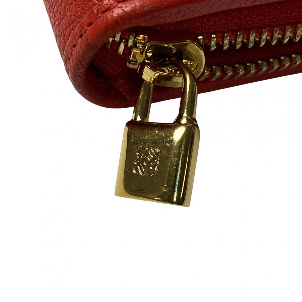 Used LOEWEPurse Red Leather Women