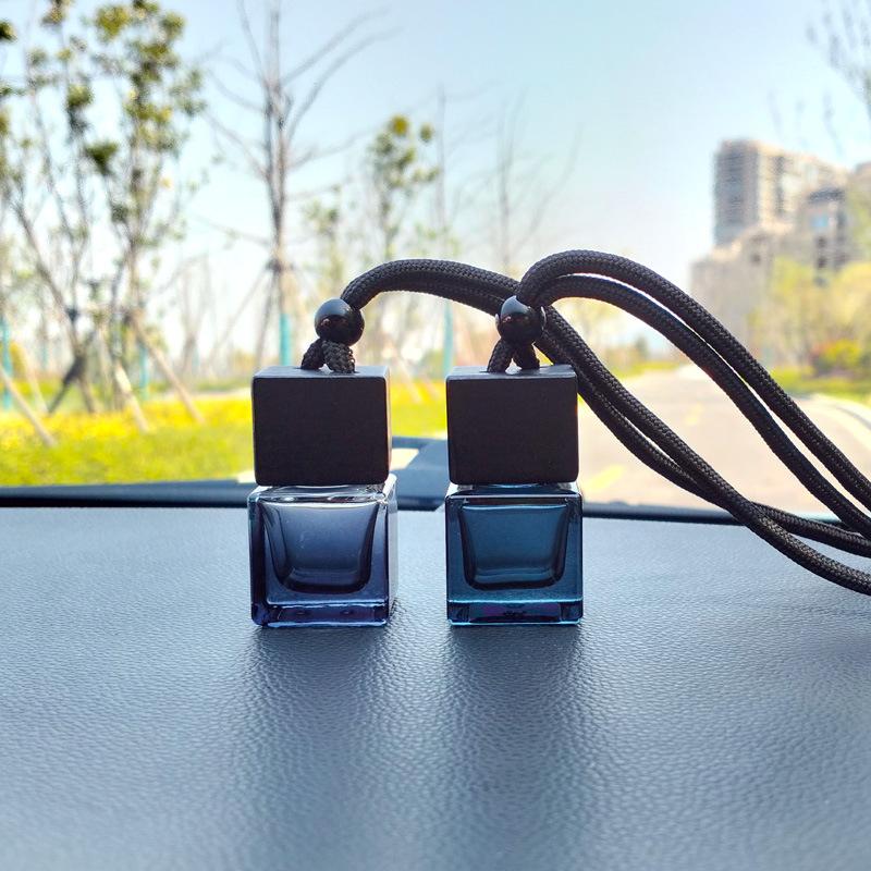 1Pcs Black Cover Square Glass Car Perfume Empty Bottle Pendant Car Mounted Perfume Pendant Fragrance Oil Diffuser Car Interior