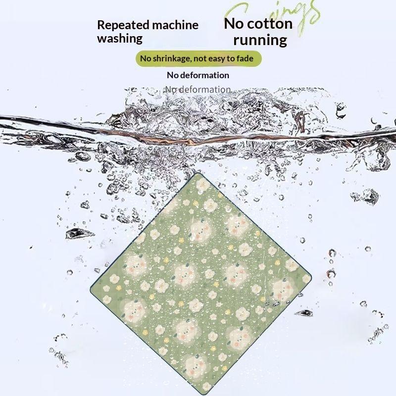 Thickened Ultrasonic Picnic Blanket Waterproof Foldable Extra Large Beach Camping Mat for Outdoor Family Picnic Music Festival