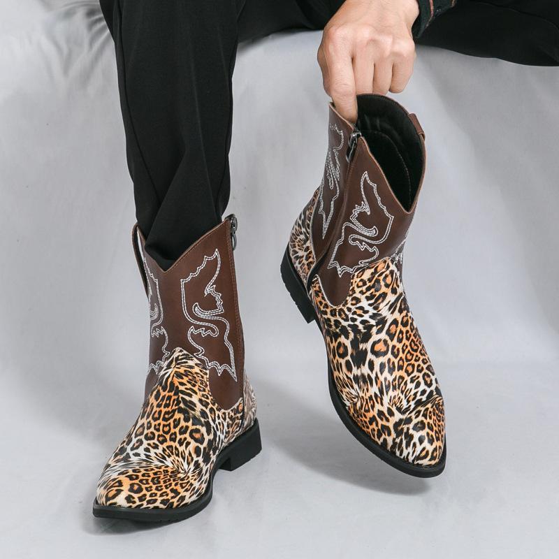 Men's Plus Size Pointed Toe Leather Chelsea Boots - British Style Trendy High-Top Martin Boots for Autumn/Winter.