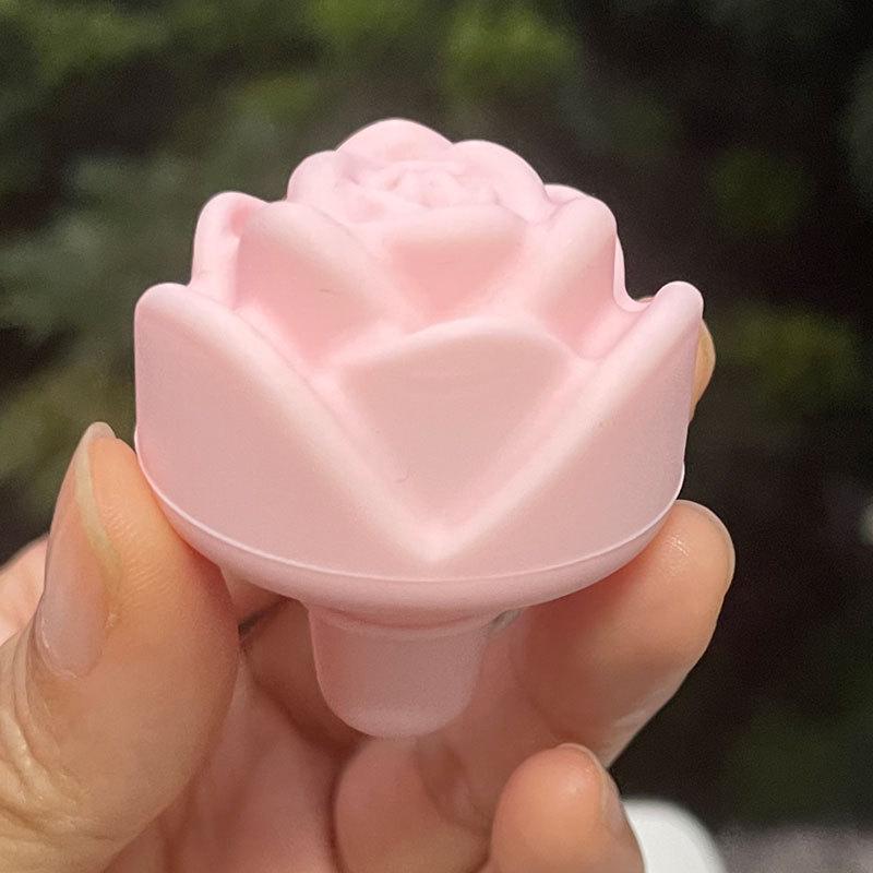 Christmas Silicone Wine and Champagne Bottle Stopper & Pourer