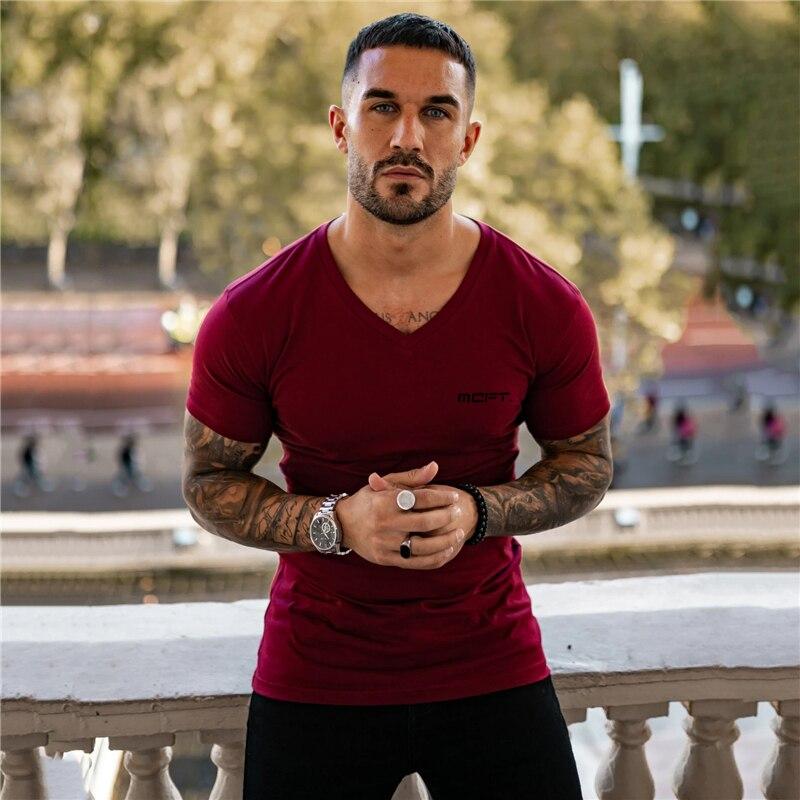 Muscleguys Summer Street Trend Men’s Fashion All-match T Shirts Comfortable Cotton V-neck Short-sleeve Bodybuilding Fitness Tops