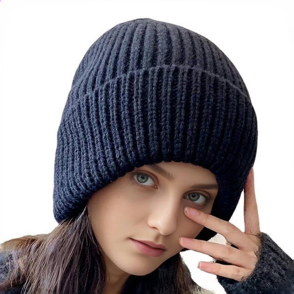 Women's Large Head Circumference Knitted Wool Hat - Versatile, Warm, Slouchy, Solid Color Korean Style for Autumn and Winter