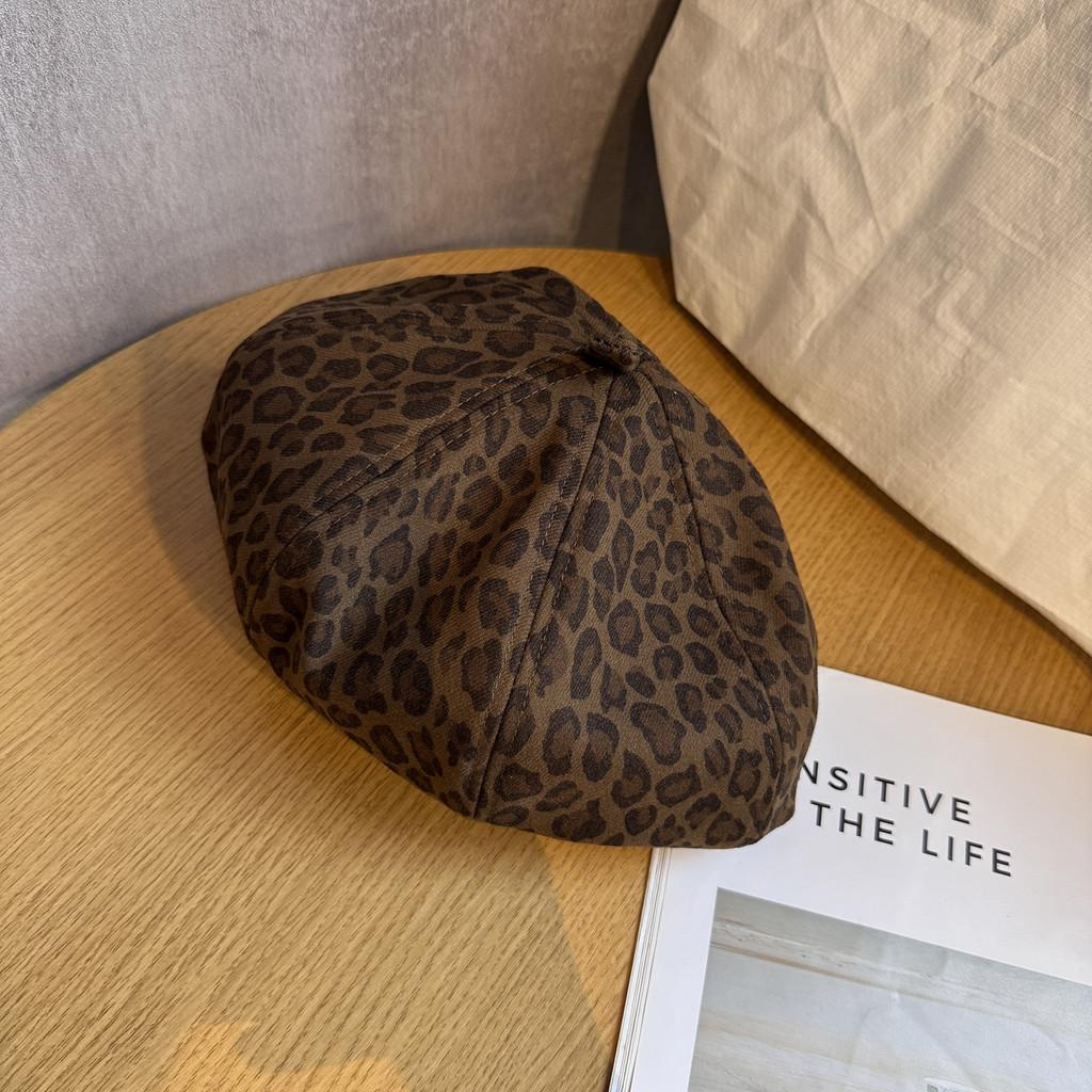 Leopard Retro Fashionable Print Women Casual Beret For Autumn Winter And