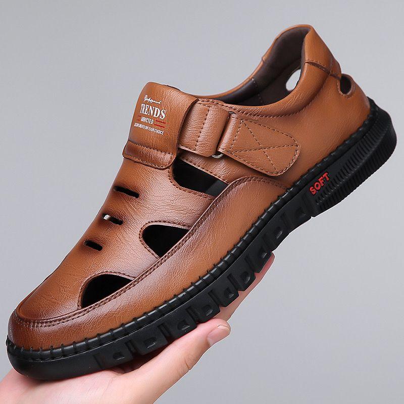 Fashion Summer Men Sandals Breathable Casual Sandals Hollow Out Beach Shoes Men's Non-slip Driving Shoes Office Business Leather Sandals