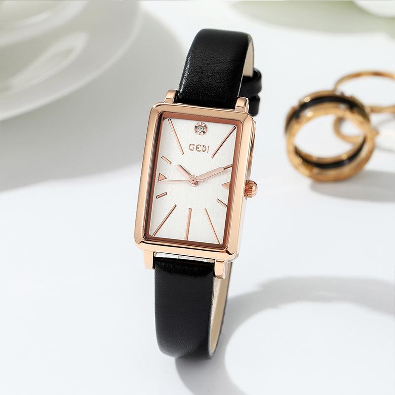 Retro Style Small Square Plate Women'S Watch Light And Small High-End Belt Watch Women'S Quartz Watch