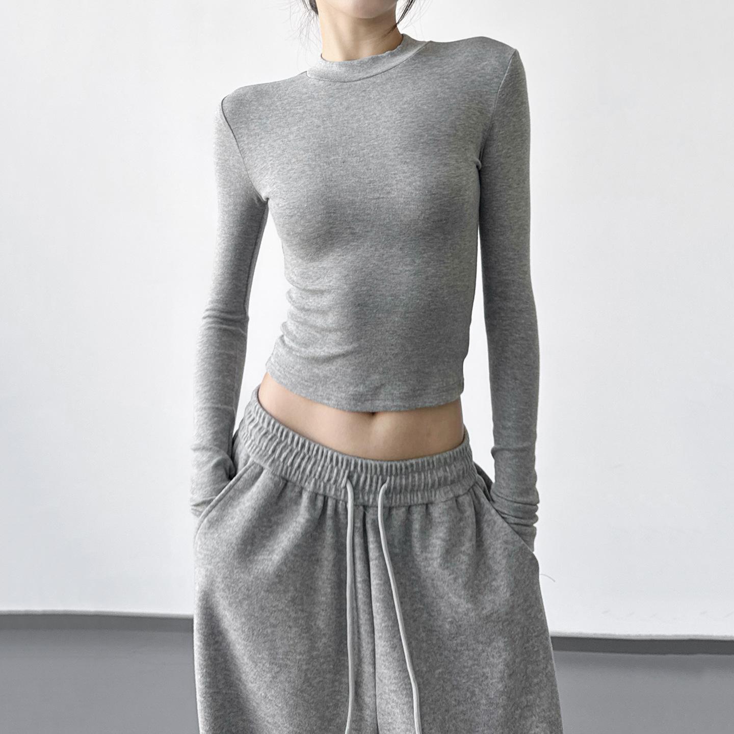 

Gray Slim-Fit Long-Sleeve Women s Underlayer Top - Autumn/Winter 2025 L серый