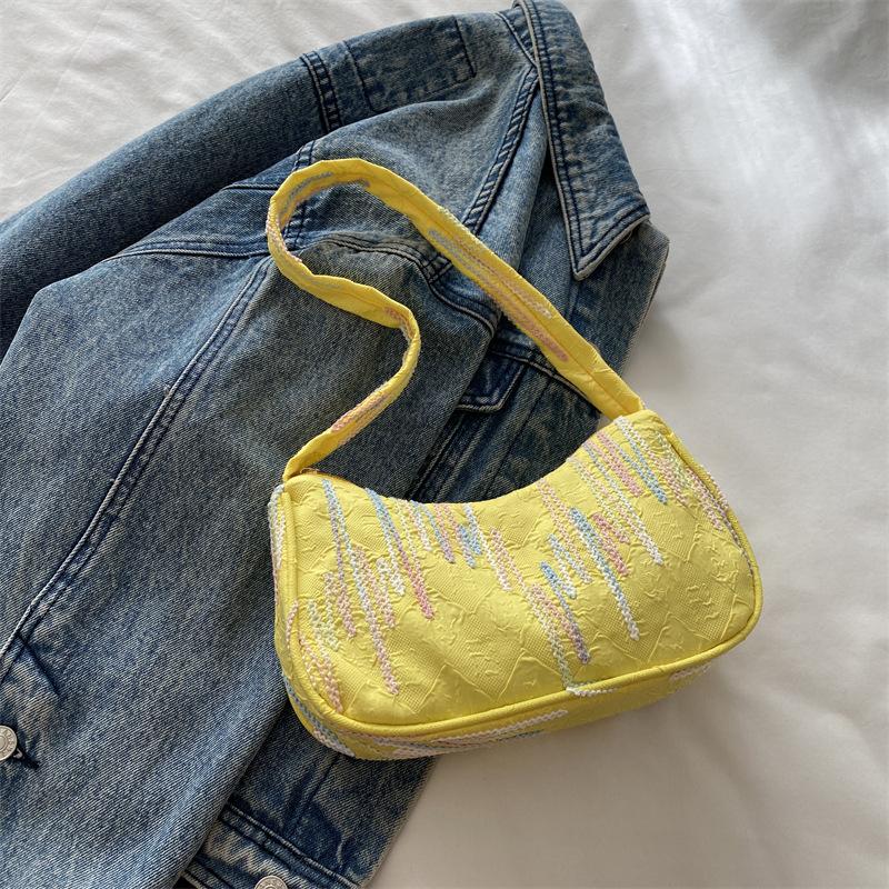 Nylon Dumpling Bag Fashion Messenger Small Bag Women's Versatile Shoulder Bag Autumn and Winter Fashion Temperament Underarm Bag Women