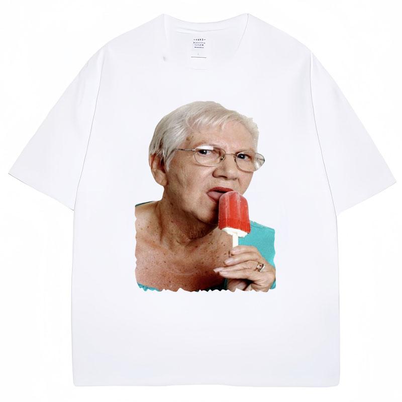 Funny Grandma Licking Red Popsicle Meme T Shirt Cute Granny Ice Cream Humor T Shirts Casual Cotton Oversized Unisex Women Tshirts