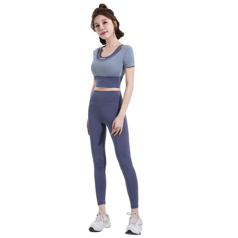 New Color Match Quick-Dry Bra-Free Yoga & Pilates Fitness Suit - Women's Short-Sleeved Two-Piece