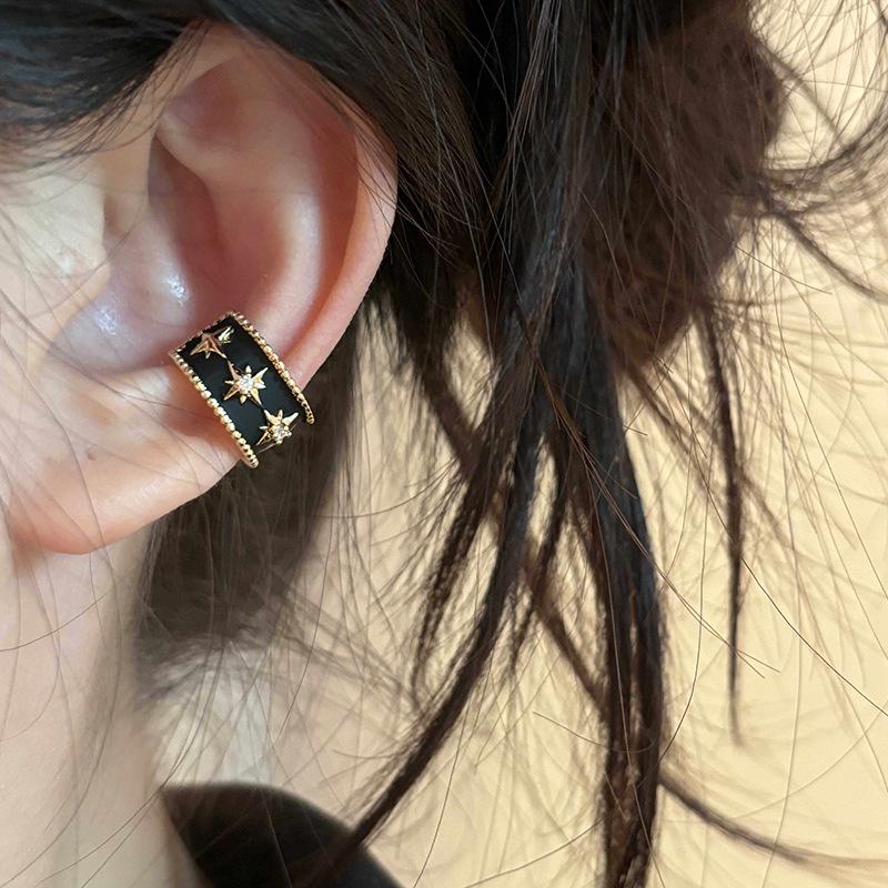 Позолоченный 18 каратным золотом Звездный Кафф для Уха с Цирконием для Женщин - Без Прокола, Ювелирное Изделие Легкой Роскоши