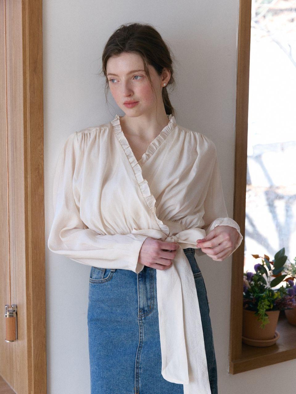 Fabric Seoul Muse Wrap Frill Ribbon Blouse_Ivory Ivory/Free