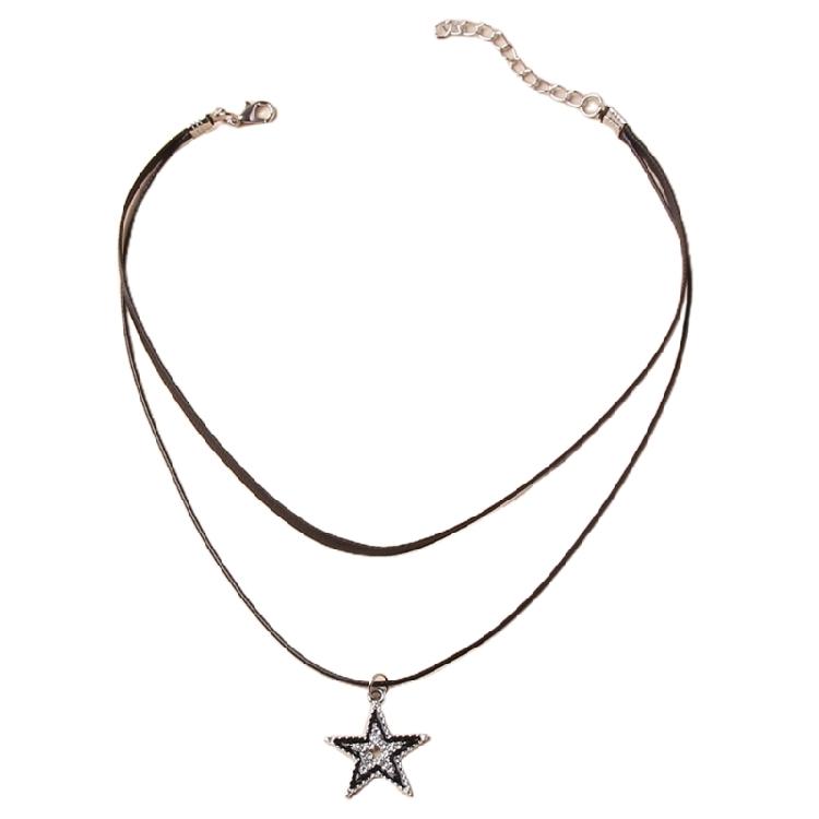 Hollow Five-Pointed Star Necklace Female Temperament Niche Collarbone Chain 1