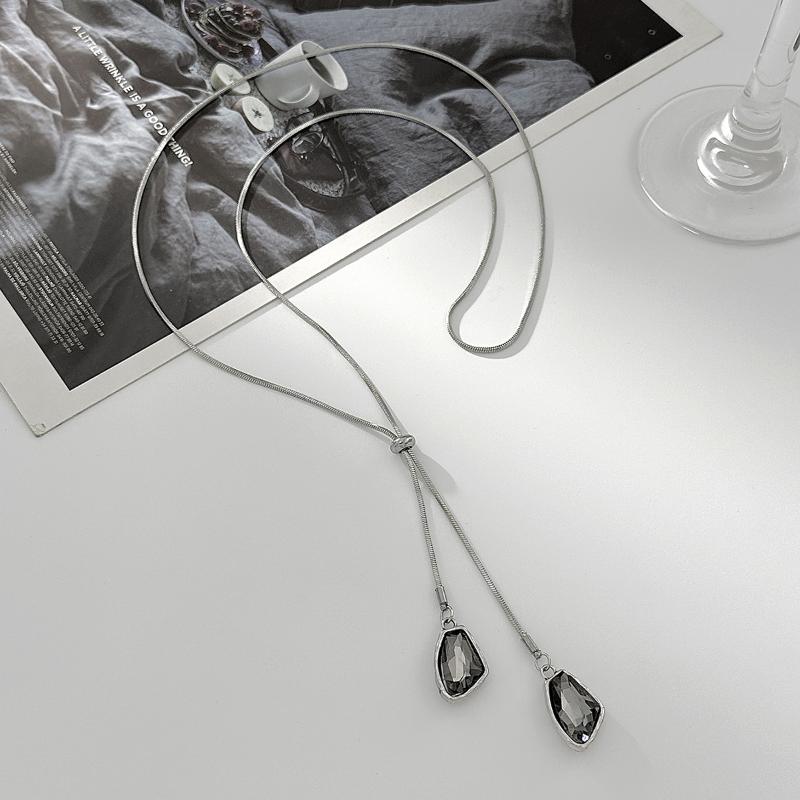 Irregular Acrylic  Sweater Chain Necklace For Women  Long Black  Pendant Necklaces Jewelry Gift