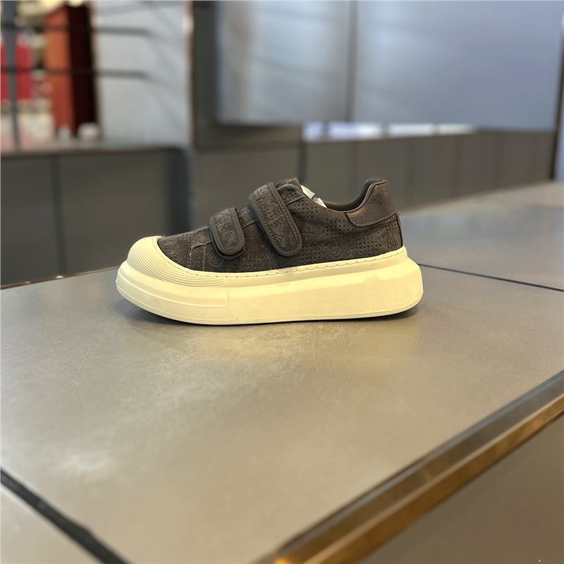 Spring Velcro flip fur thick baseplate shoes breathable retro comfortable casual shoes 38