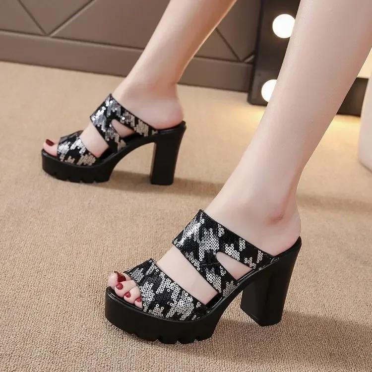 

Большие размеры 35-40, туфли на платформе, женская обувь, летние туфли 2024 года, шлепанцы на высоком каблуке, женские туфли со звездами, свадебные туфли 39 чёрный