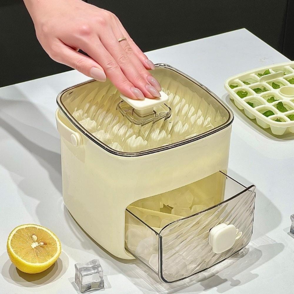 Large Capacity Ice Making Tool with Easy-press Lid Press Ice Cube Tray Ice Cube Mold  Whiskey