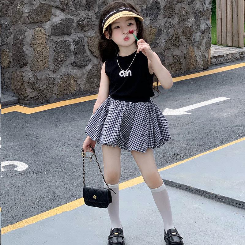 Girls' Summer Plaid Skirt Set: Trendy and Versatile Children's Outfit