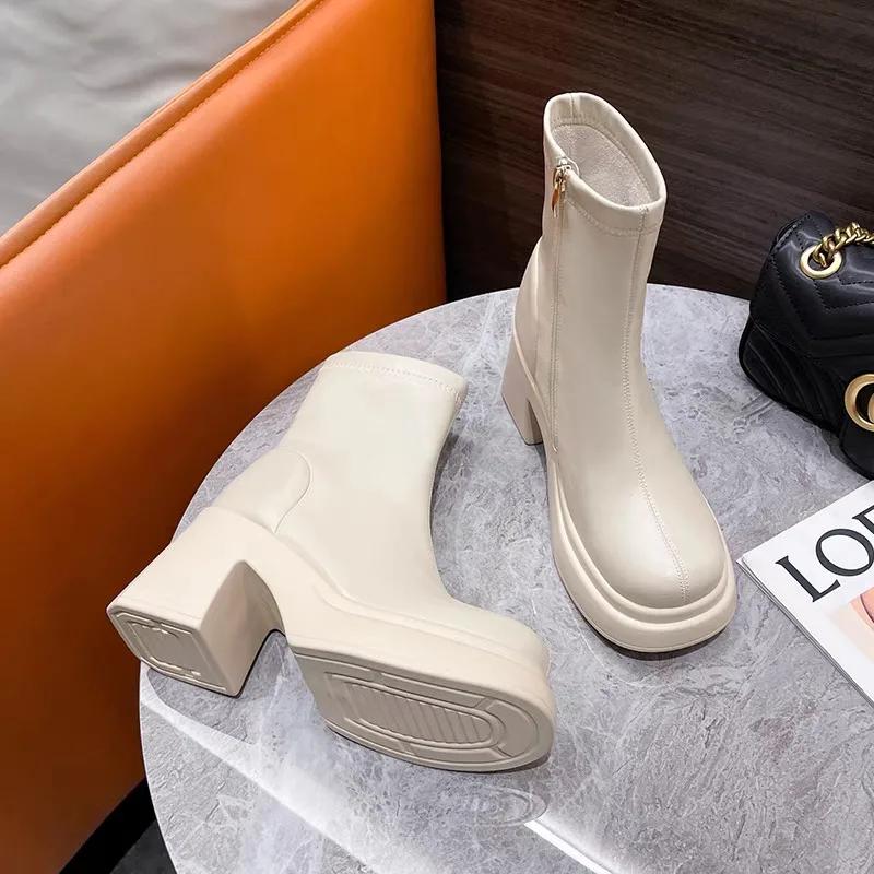 Fashion Women's Thick Sole 2024 Hot Selling High Quality Warm Fashion Solid Color Thick Heel Winter High Heel Short Boots Patent Leather