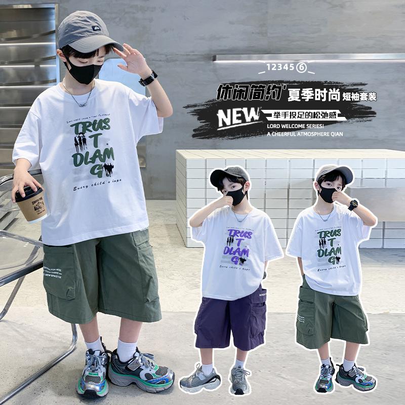 Boys' summer suit short sleeved loose 2026 new style children's summer boys' T-shirt two-piece set, men's god cool and handsome