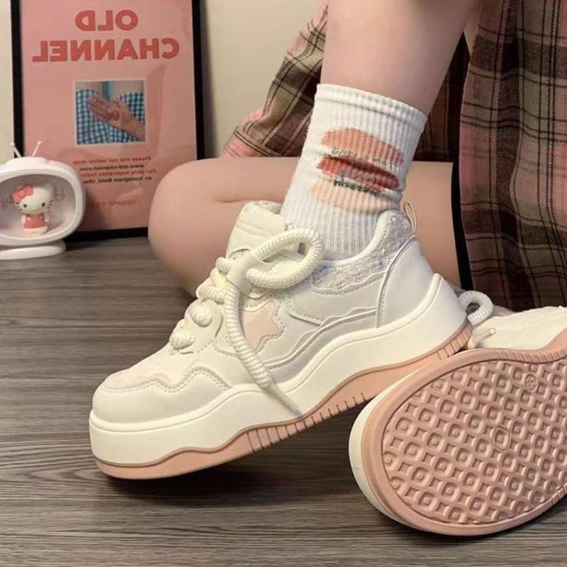 Fashion Chunky Women Heart White Casual Shoes Autumn All-match Leather Thick-sole Student Board Shoes Luxury Female Comfortable Sneakers