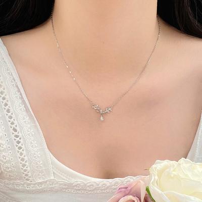 Blätter, Wassertropfen, Diamanthalskette, Elegant, Frisch, Süß und Künstlerisch Mädchen mit einem hohen Schlüsselbein-Sinn