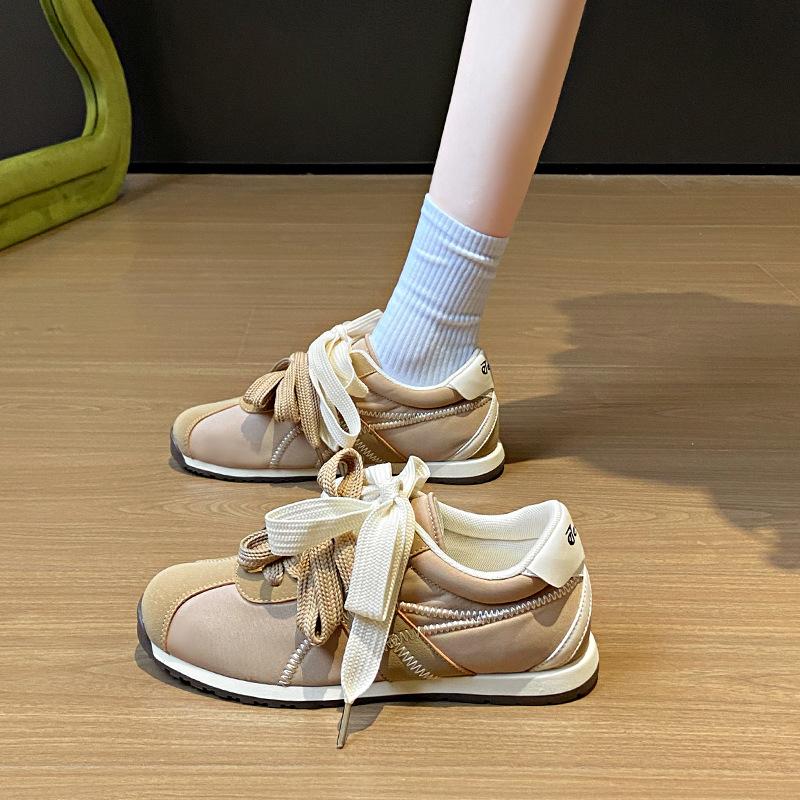 2025 Spring New Thick-soled Heightening Sports Shoes Ins Student Versatile Casual Niche Retro Little White Shoes Board Shoes