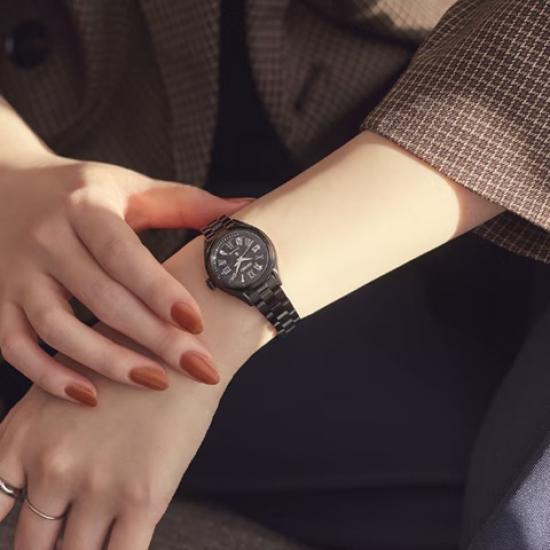 SEIKO Brand Limited To 500 Lukia HEA004J Mechanical Metal Band Black Watch Price New Pieces Women's