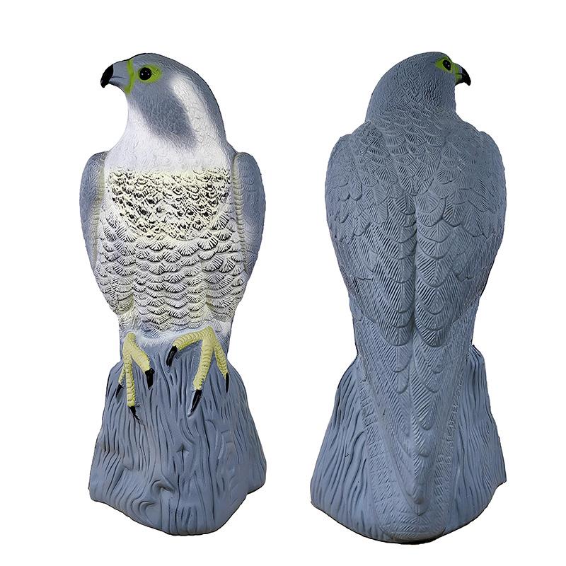 Outdoor Eagle Ornament: Pastoral Bird Repellent Simulation Decoy Model