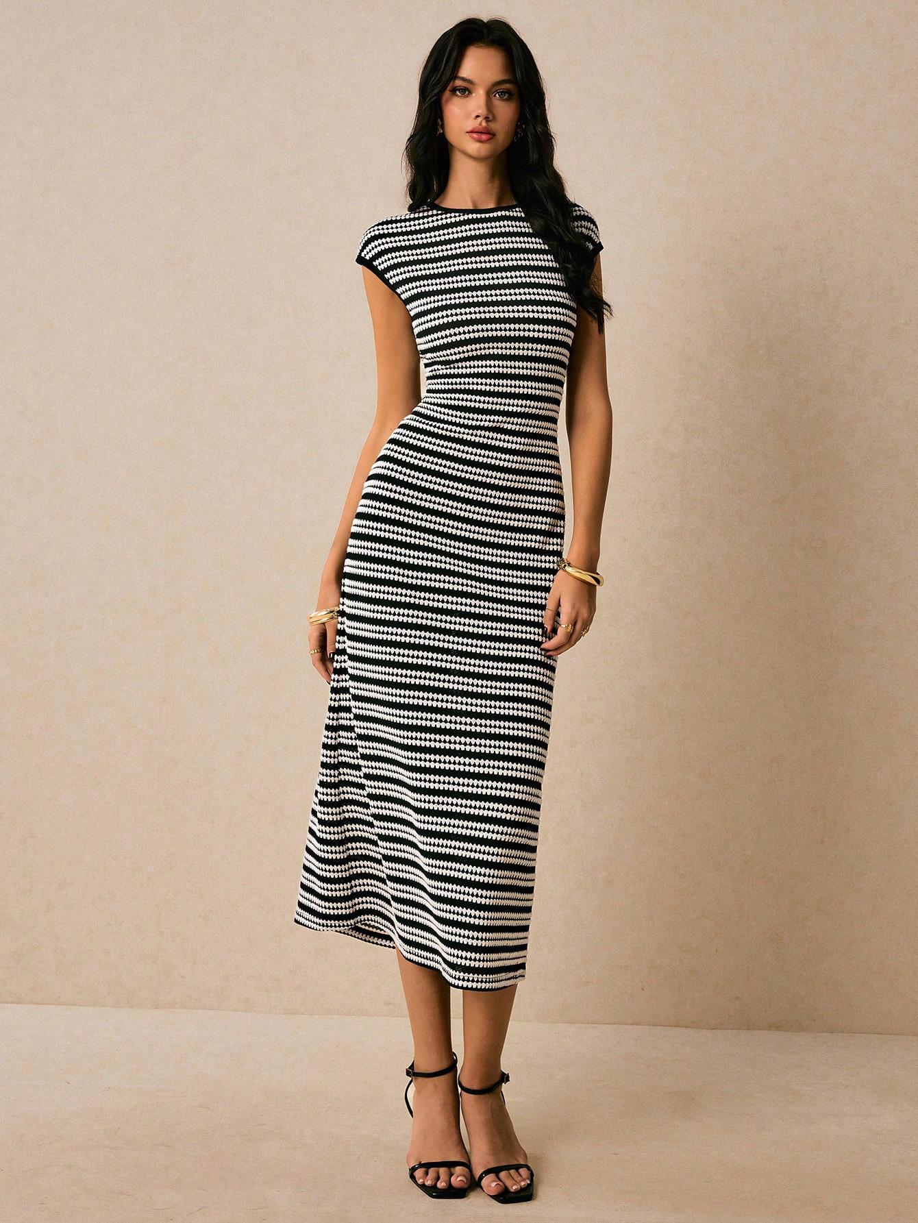 

Striped Sleeveless Bodycon Midi Dress S чёрный