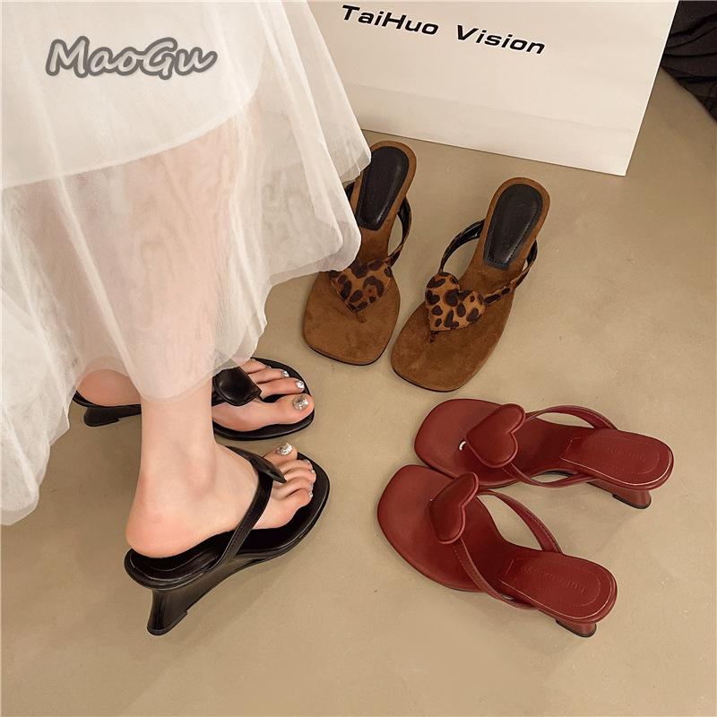 Fashion Wedge Heeled Black Leopard Heart Decor Women Fashion Flip Flops Women's Outdoor Wear 2025 Summer Sandals Slip On Footwear 35 39