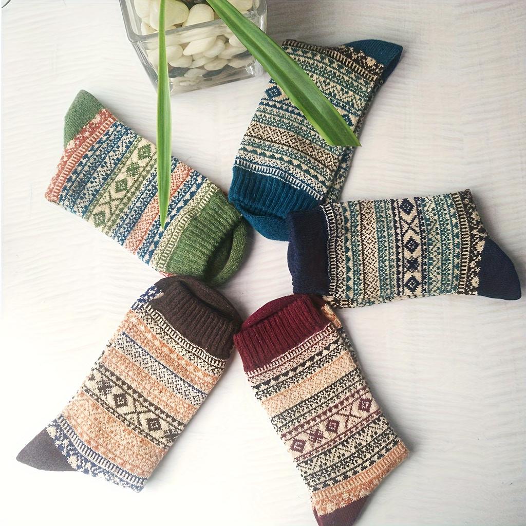 Women's Winter Warm Socks 5 Pair Set - Geometric Pattern, Thick Knitted, Soft Polyester and Spandex Blend, Elastic and Comfortable