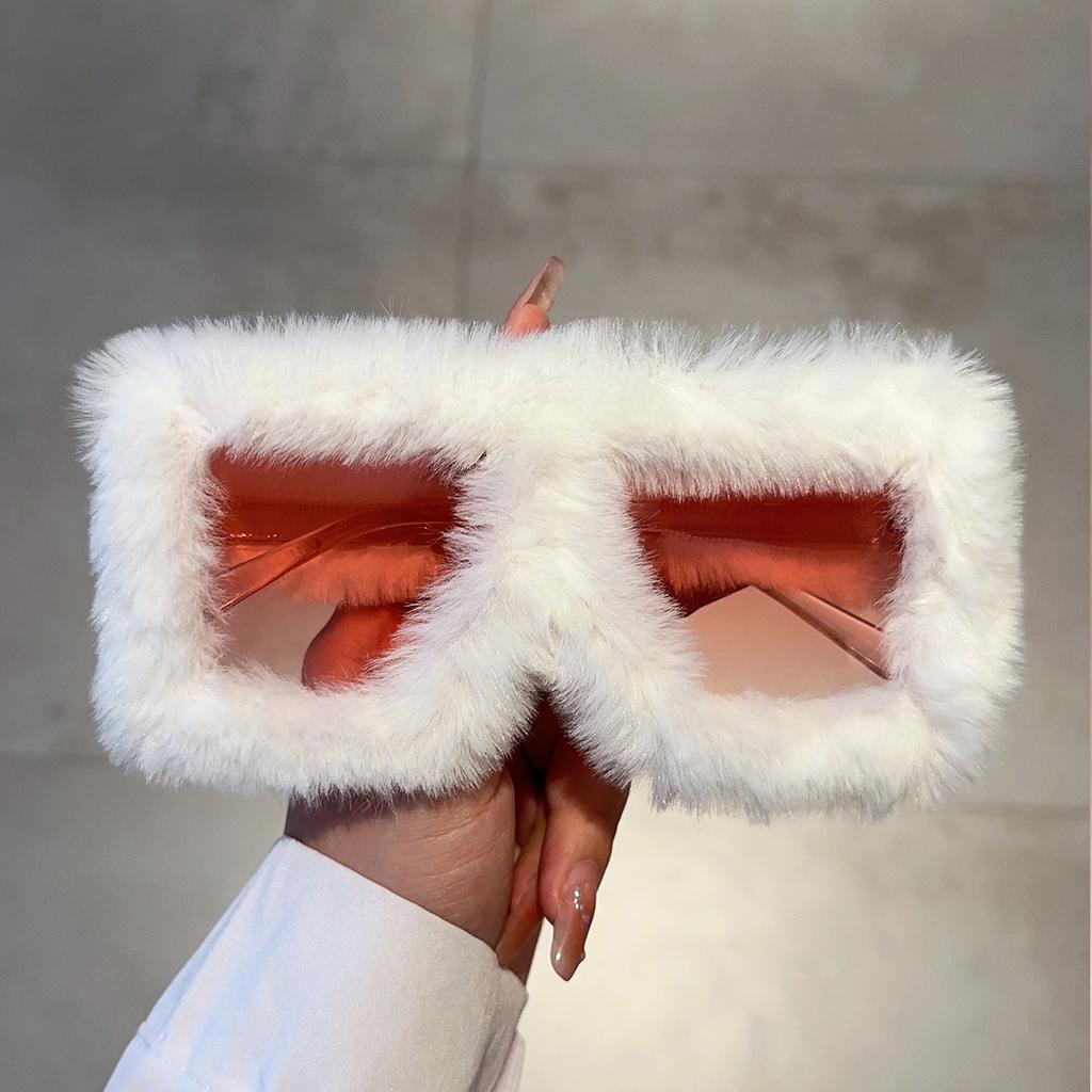 Oversized Plush Sunglasses Y2K Fluffy Square Punk Sun Glasses Trendy Novelty Decor Winter Shades for Christmas Party