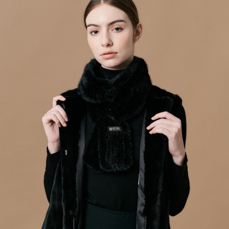eurocollection black grammar knitted muffler