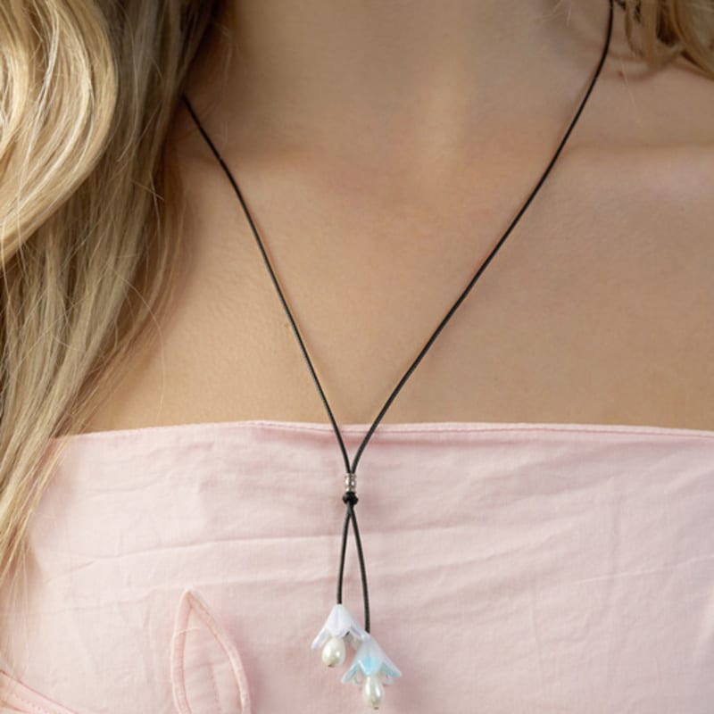 FANTASTIC PLANET lily string necklace